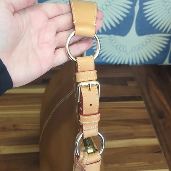 Dooney & Bourke brown pebbled leather handbag purse o-ring slouch bag - Picture 7 of 13